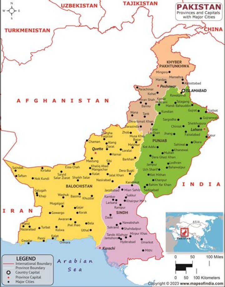 Which province of Pakistan has longest coastline?