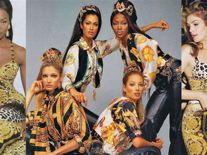 Who designs for Versace? | ContextResponse.com