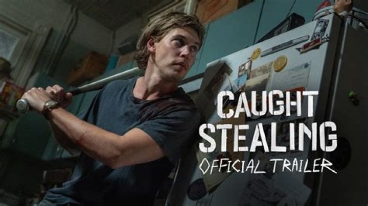 Who does Huck blame for stealing the money?