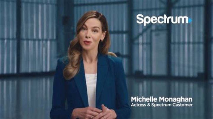 Who is the actress in the Geico commercial?