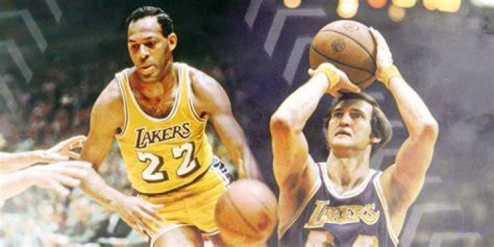 Who is the oldest basketball player still alive?
