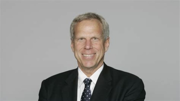 Who is the poorest NFL owner?