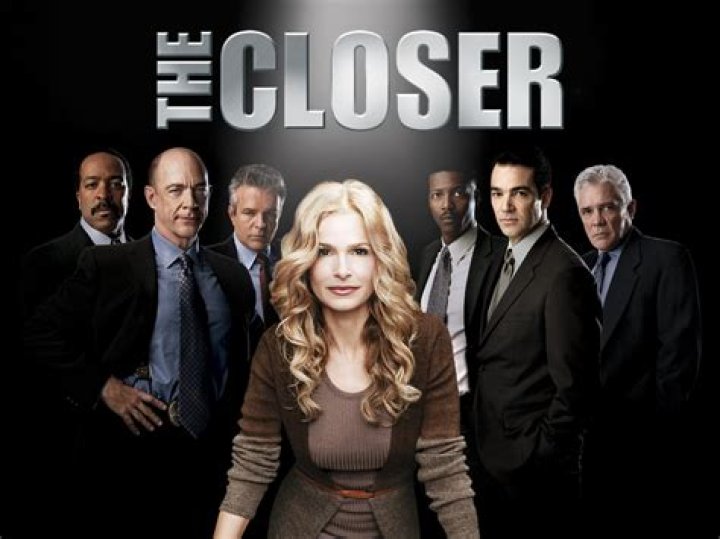 Who played Brenda's niece on the closer?