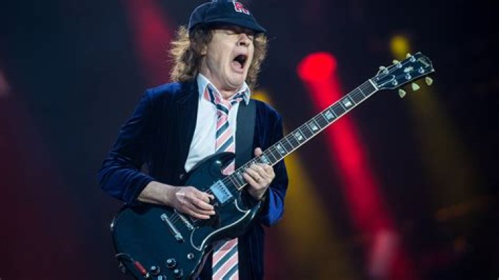 Who plays lead guitar for ACDC?