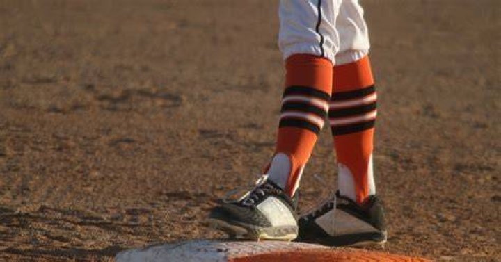 Why did baseball players wear stirrup socks?
