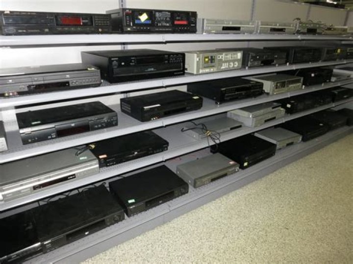 Will goodwill take old computers?